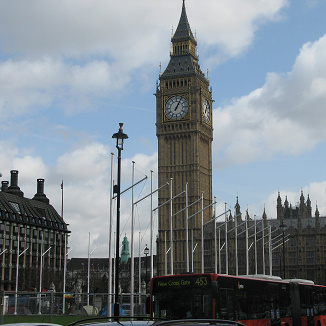 Rekrutacja na rok szkolny 2025/26 - zapisy do szkoły językowej Roger